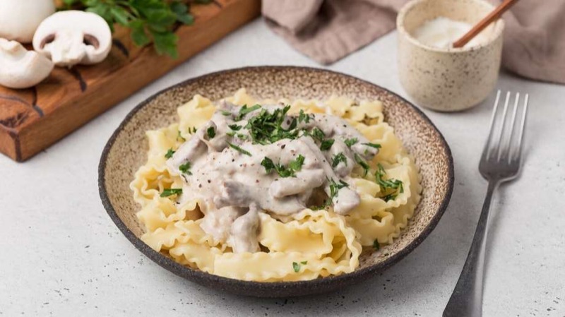 Запечённое мясо с соусом