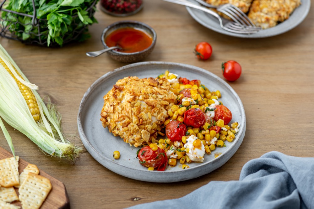 Куриная грудка в лаймово-горчичной панировке с кукурузой