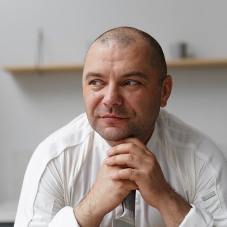 Владимир Инжуватов — преподаватель школы ЩиБорщи